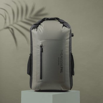 Load image into Gallery viewer, The Aussie Pal Booze Backpack
